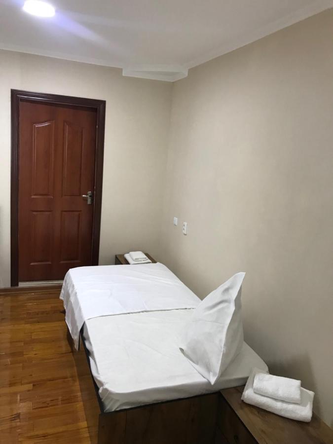Astoria B&B Ош Екстериор снимка