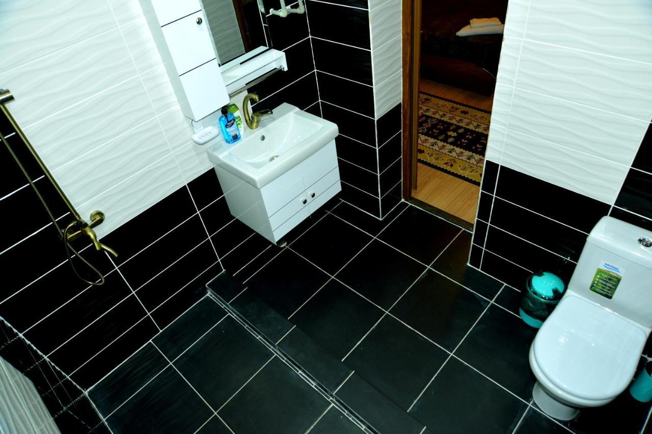Astoria B&B Ош Екстериор снимка