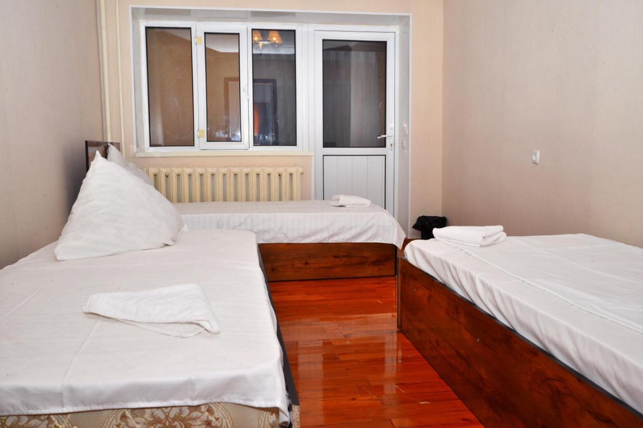 Astoria B&B Ош Екстериор снимка